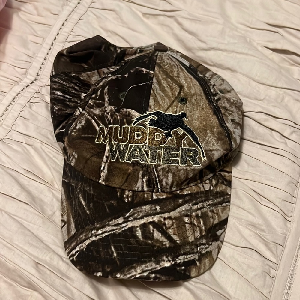 Muddy water camo hat